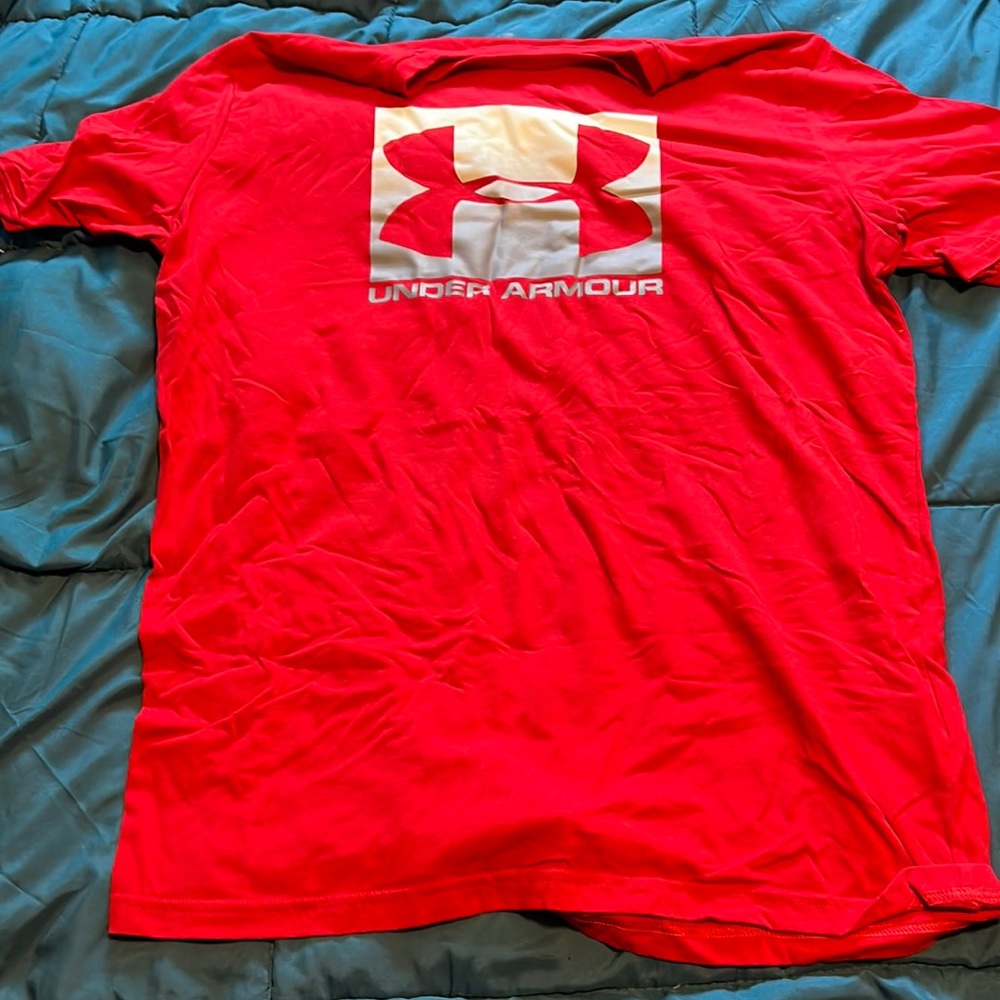 Under armour shirt